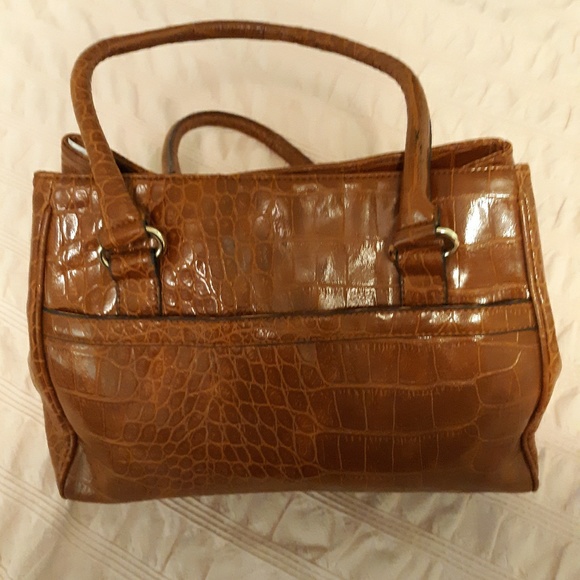 ANNE KLEIN BROWN VINYL ALLIGATOR-LOOK BAG - Picture 2 of 5